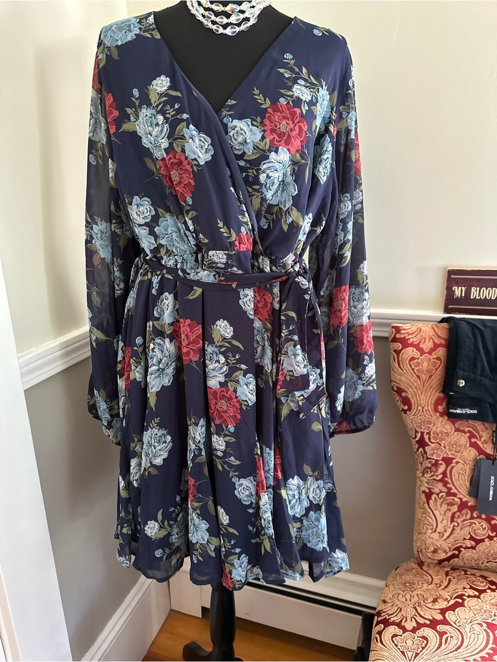 Torrid Dress Women's 2X Blue Floral Chiffon Surplice Mini Tie Belt Long Sleeve
